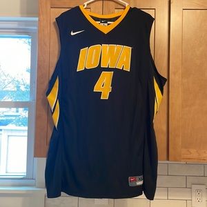 Nike Iowa Hawkeyes Mens Basketball Jersey XL